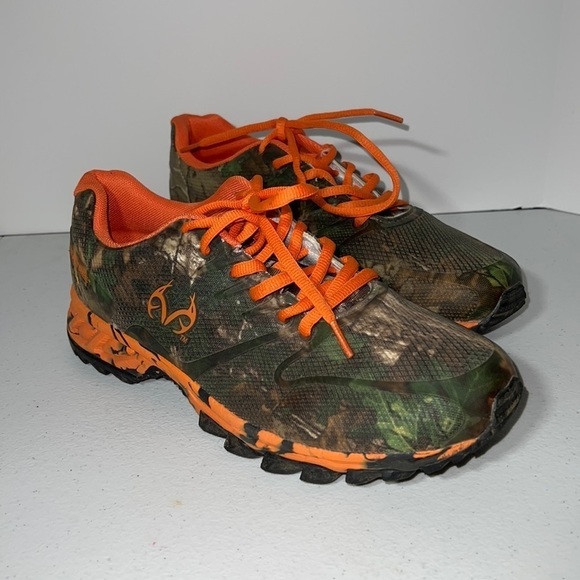Realtree Other - 𝅺Mens RealTree Orange and camouflage shoes size 10M